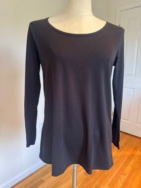 LulaRoe Black Long-Sleeve Scoop Neck Top